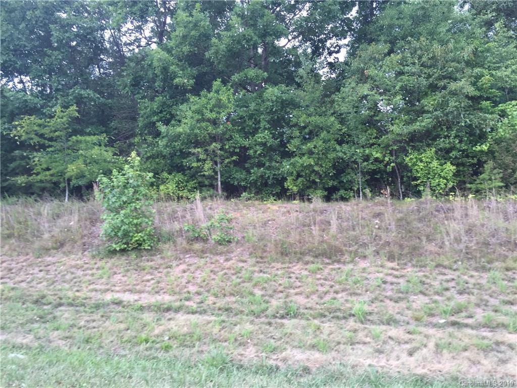 000 Woodcrest Dr., Gastonia, NC 28054