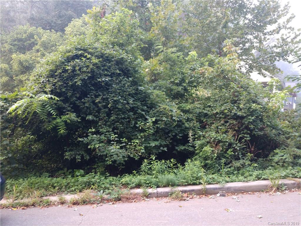 99999 Richland St., Asheville, NC 28806