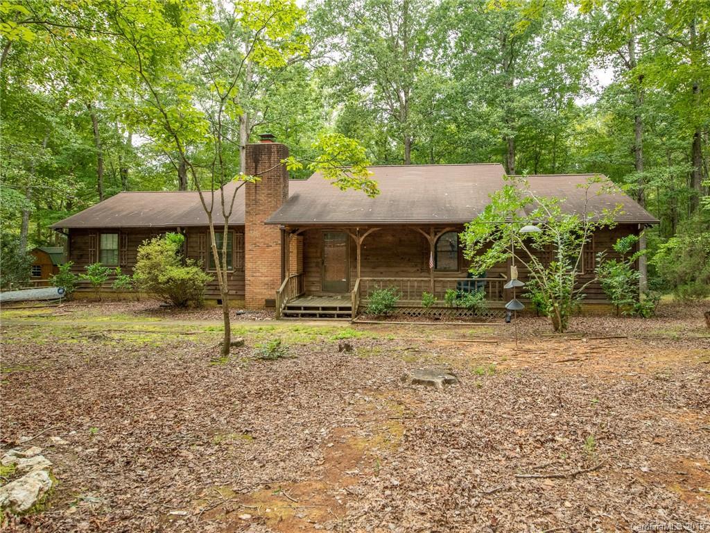 5924 Lindenwood Dr., Matthews, NC 28104