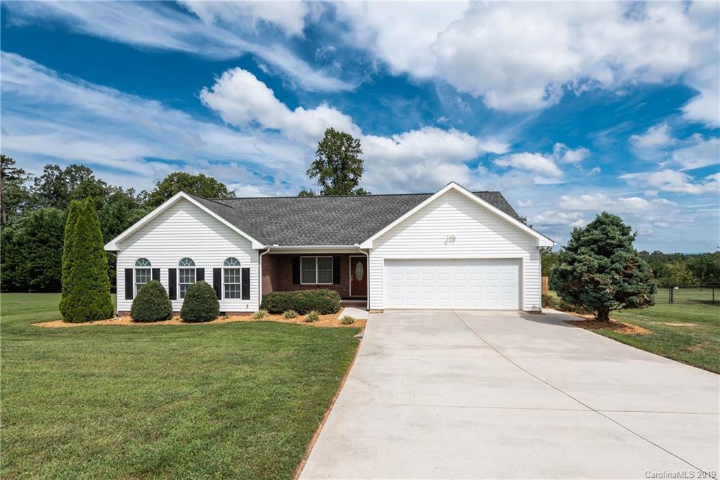 8253 Madison Ln., Hickory, NC 28602