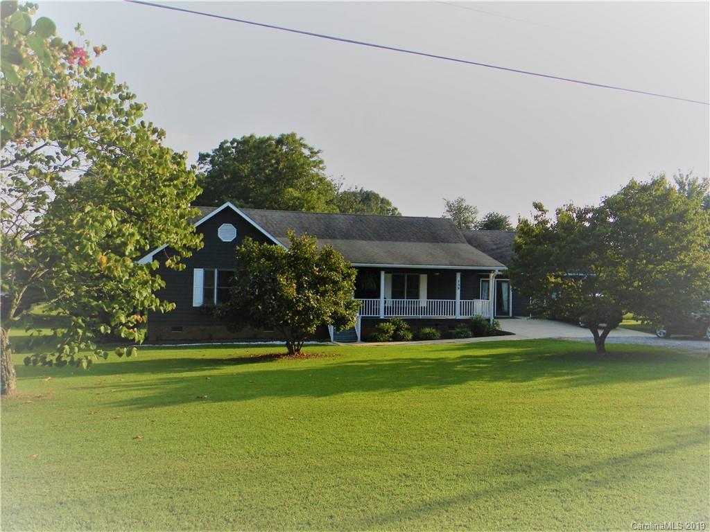 139 Fort Dobbs Rd., Statesville, NC 28625