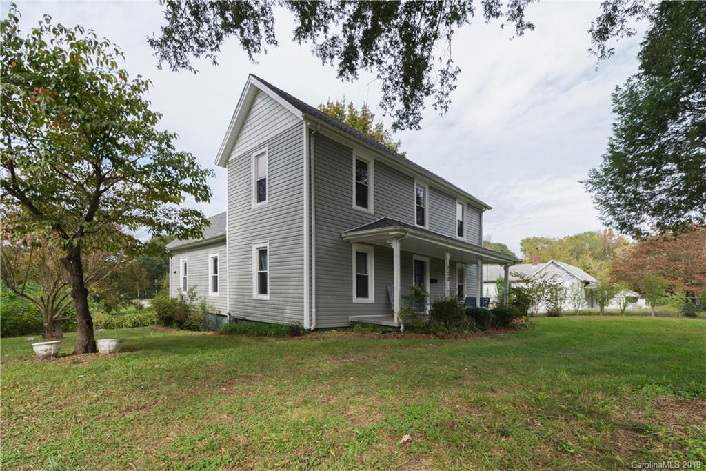 702 S Government St., Lincolnton, NC 28092