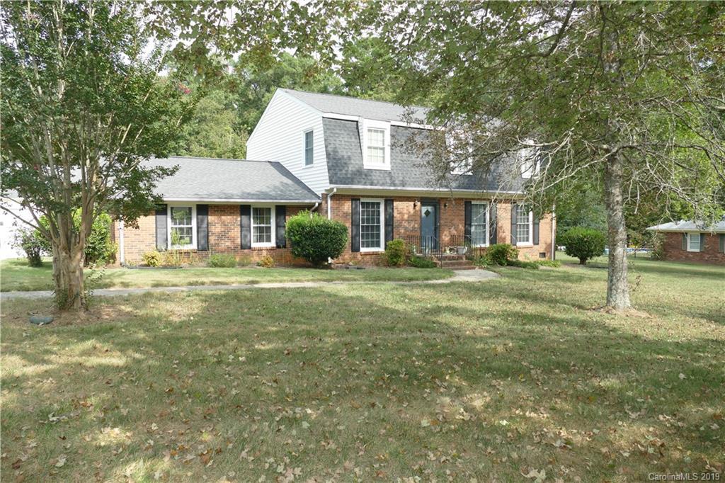 7435 Pharr Mill Rd., Harrisburg, NC 28075