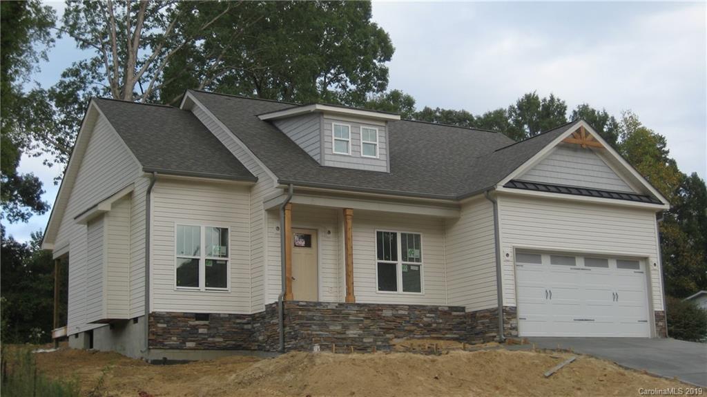 723 Riddle St., Mount Holly, NC 28120