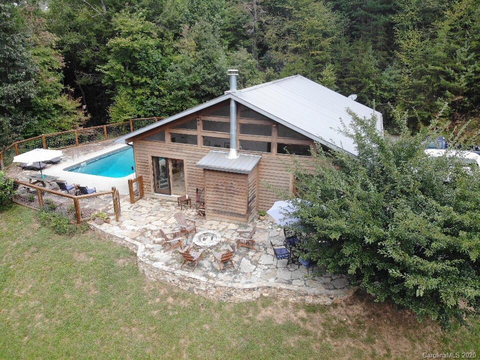 133 Capital City Dr., Bakersville, NC 28705