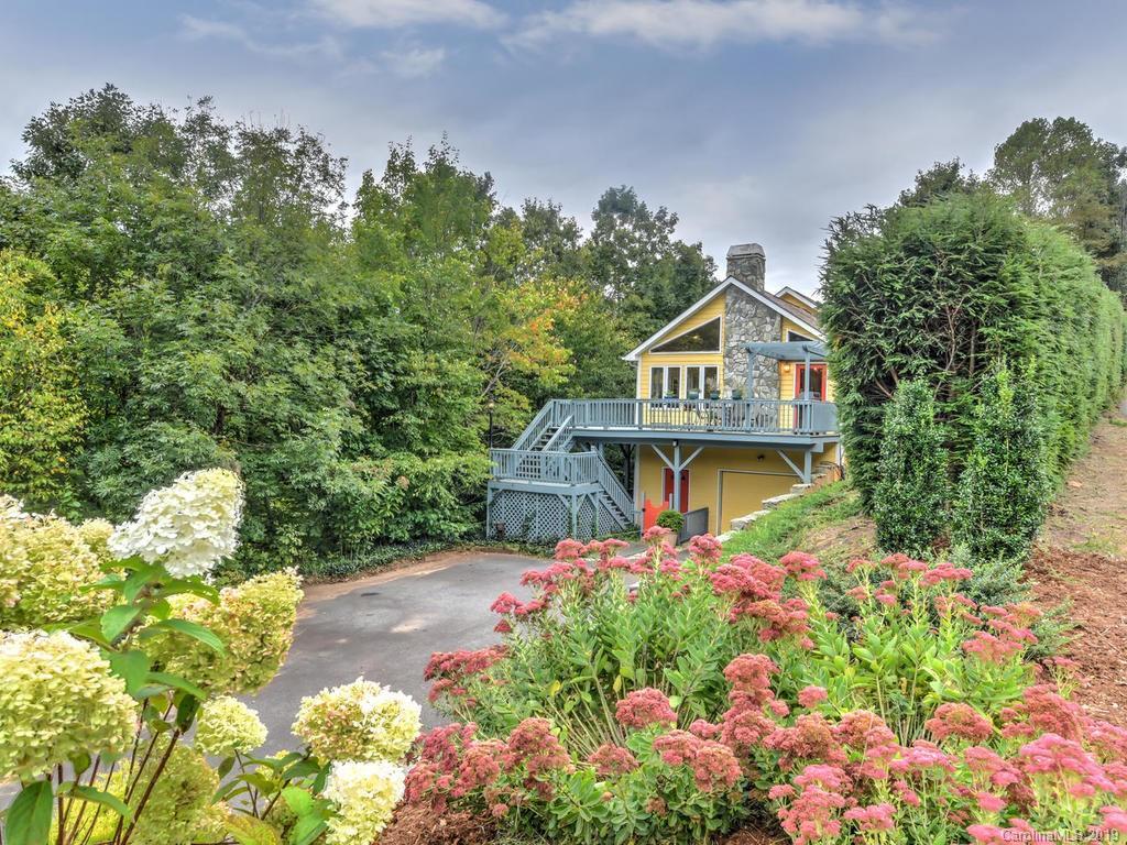 112 Elm Dr., Asheville, NC 28805