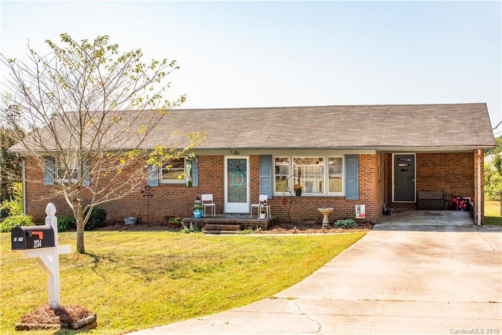 2134 Hopedale St., Kannapolis, NC 28083