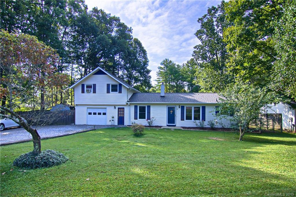 16 Pensacola Ave., Arden, NC 28704