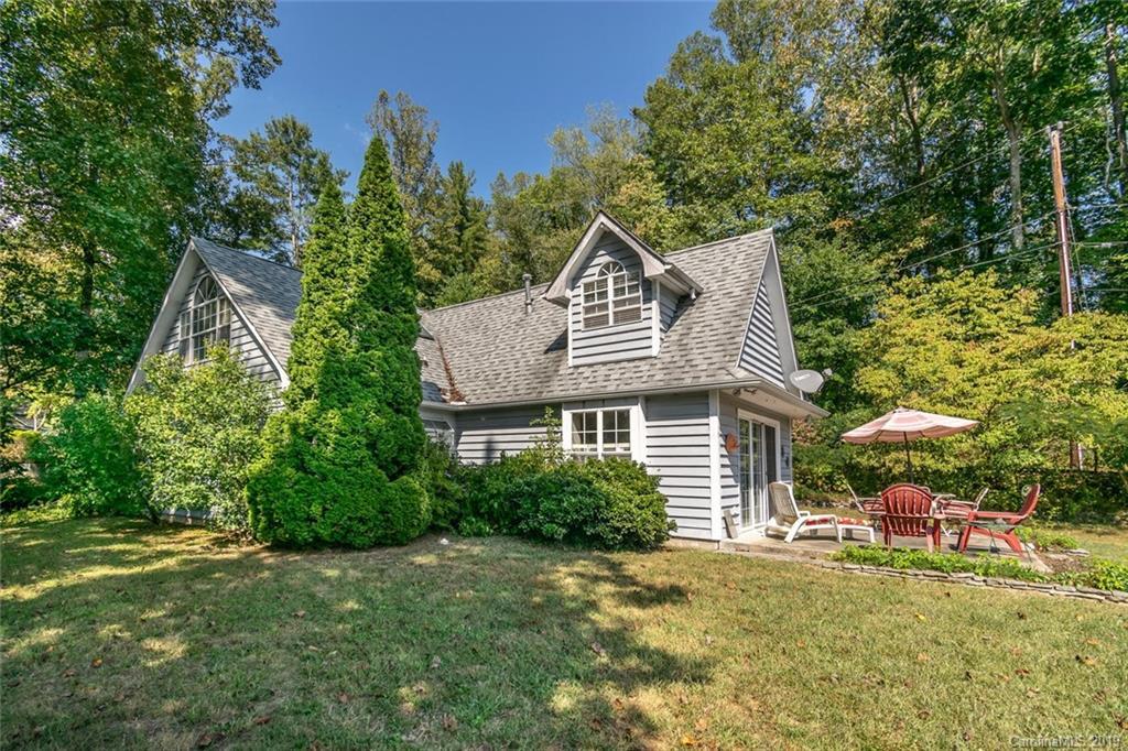 1333 Howard Gap Rd., Hendersonville, NC 28792