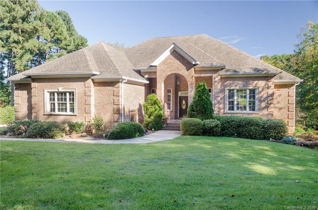 2598 Penngate Dr., Sherrills Ford, NC 28673