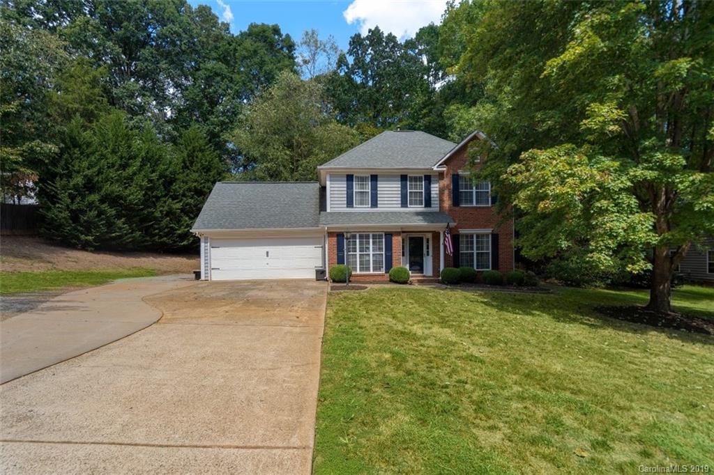 7195 Hunters Bluff Dr., Denver, NC 28037