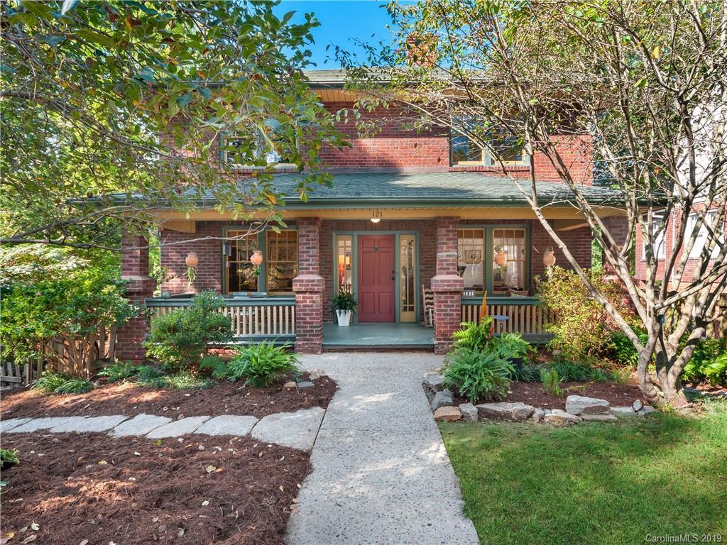 121 Forest Hill Dr., Asheville, NC 28803