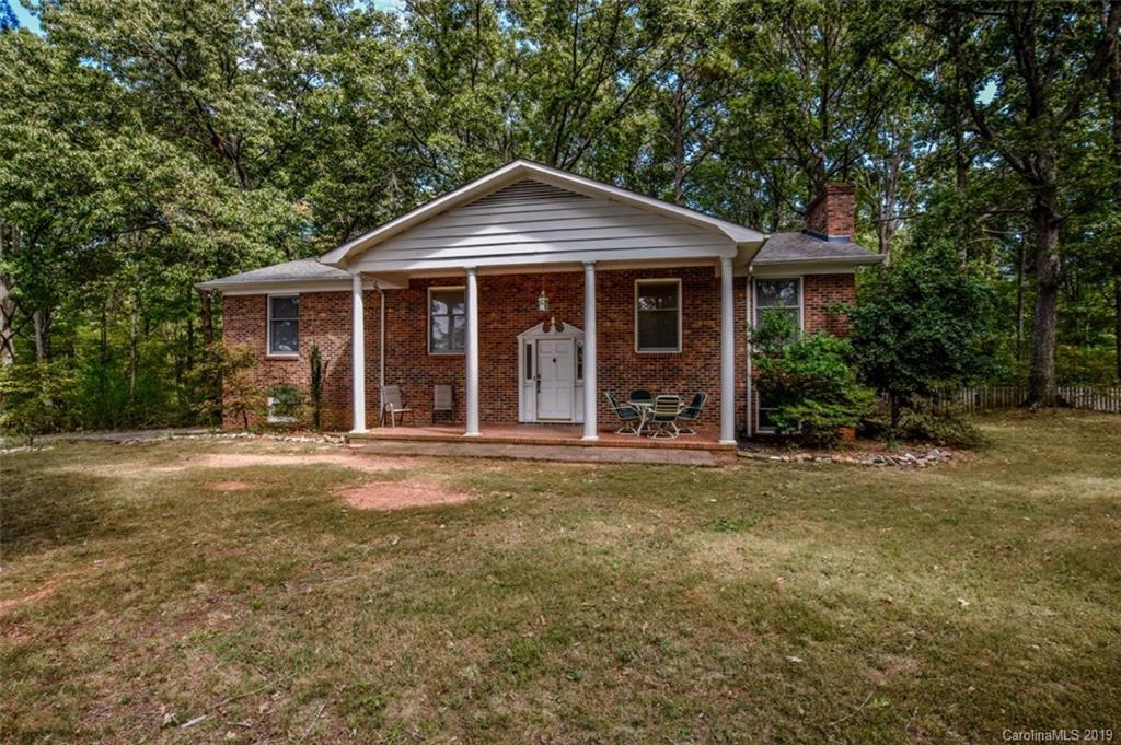 154 Manitou Tr., Statesville, NC 28677