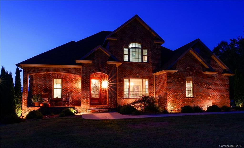 550 Hoover Rd., Troutman, NC 28166