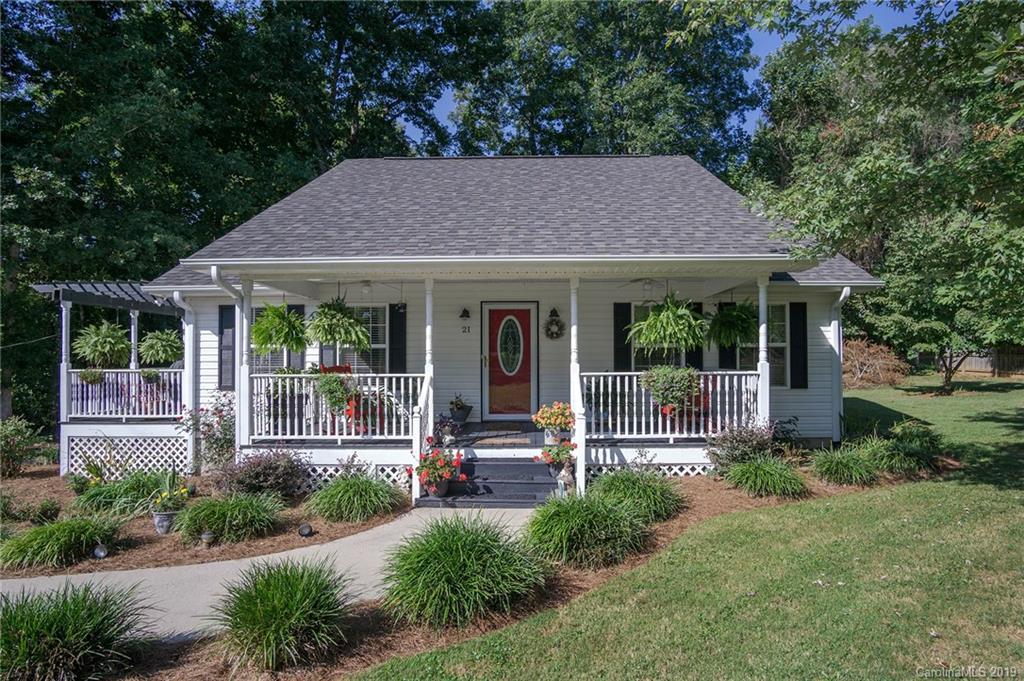 21 Mallory Ln., Arden, NC 28704