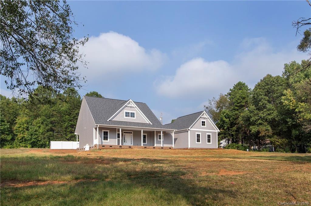 8045 Blackwood Rd., Denver, NC 28037