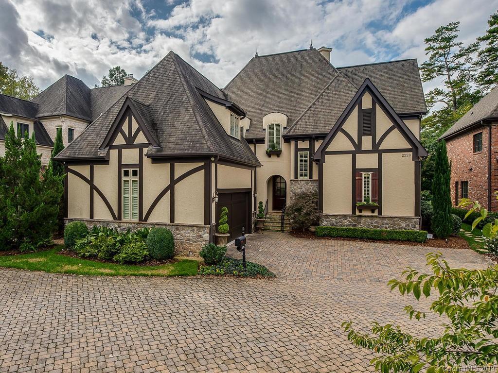 2228 Founders Cir., Charlotte, NC 28211