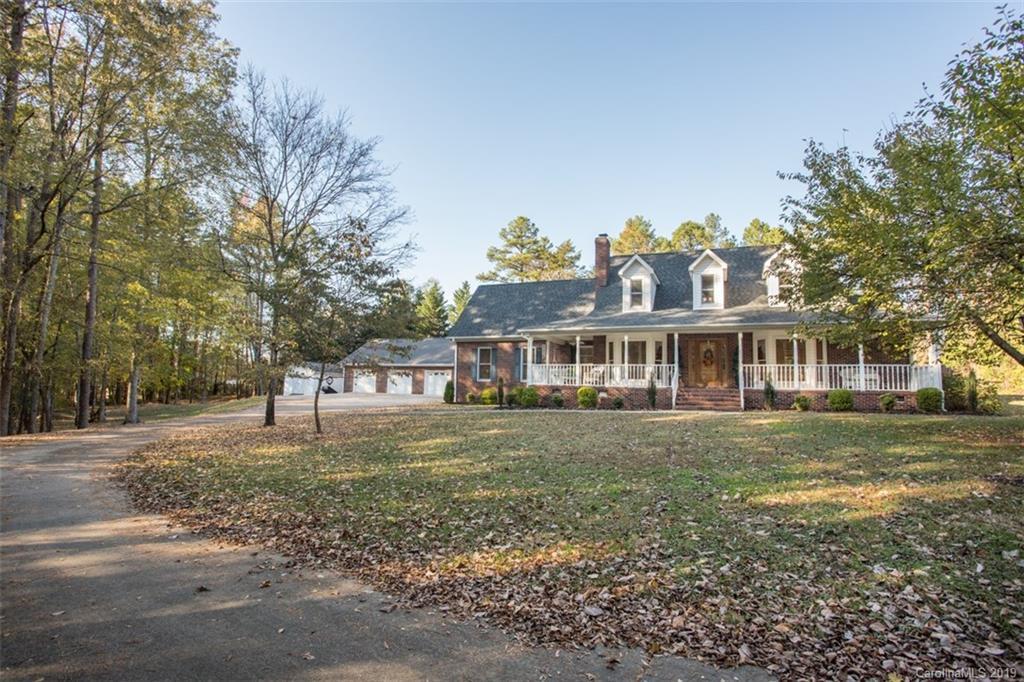 1598 Oakwood Ave., Kannapolis, NC 28081