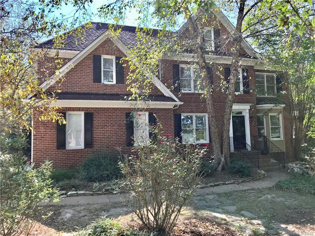 1073 Nickalaus Dr., Matthews, NC 28104