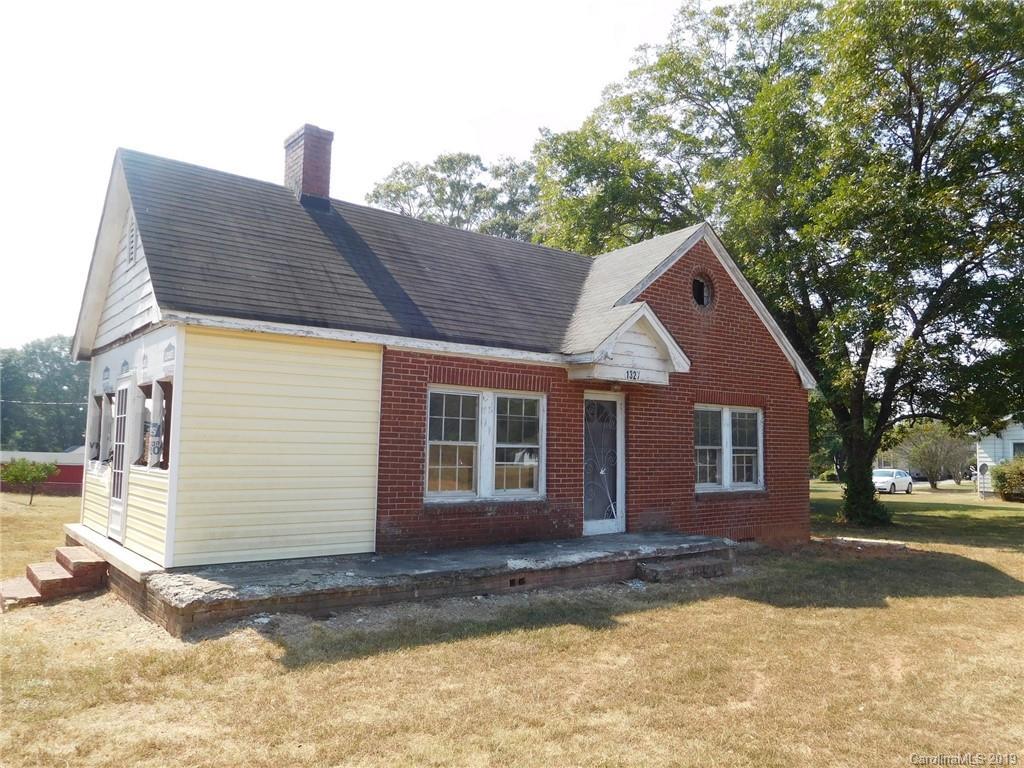 1327 New Hope Rd., Gastonia, NC 28054