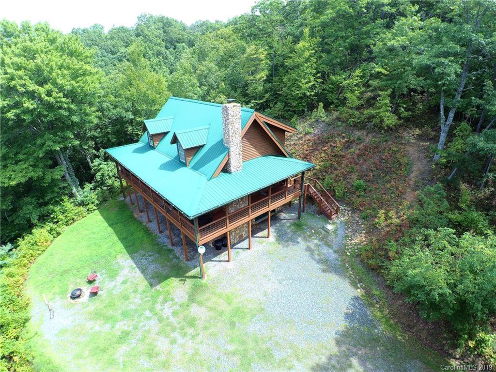 222 Black Bear Dr., Bryson City, NC 28713