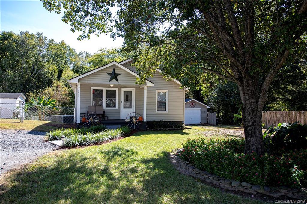 211 W Parkwood St., Stanley, NC 28164