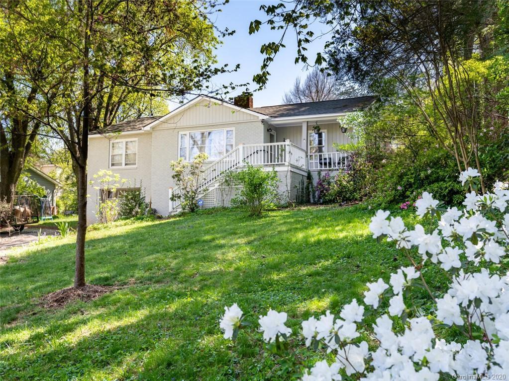 32 Duke St., Asheville, NC 28803