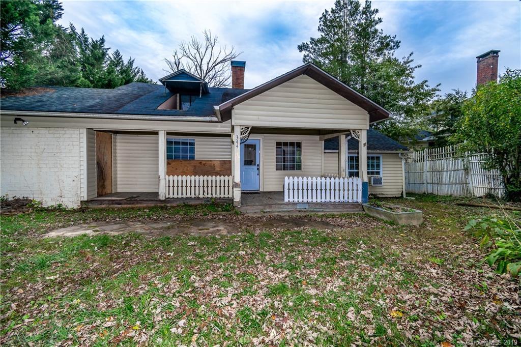 342 Courtland Blvd., Hendersonville, NC 28791