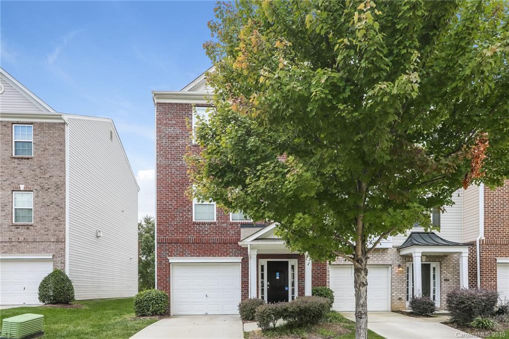 9878 Walkers Glen Dr., Concord, NC 28027