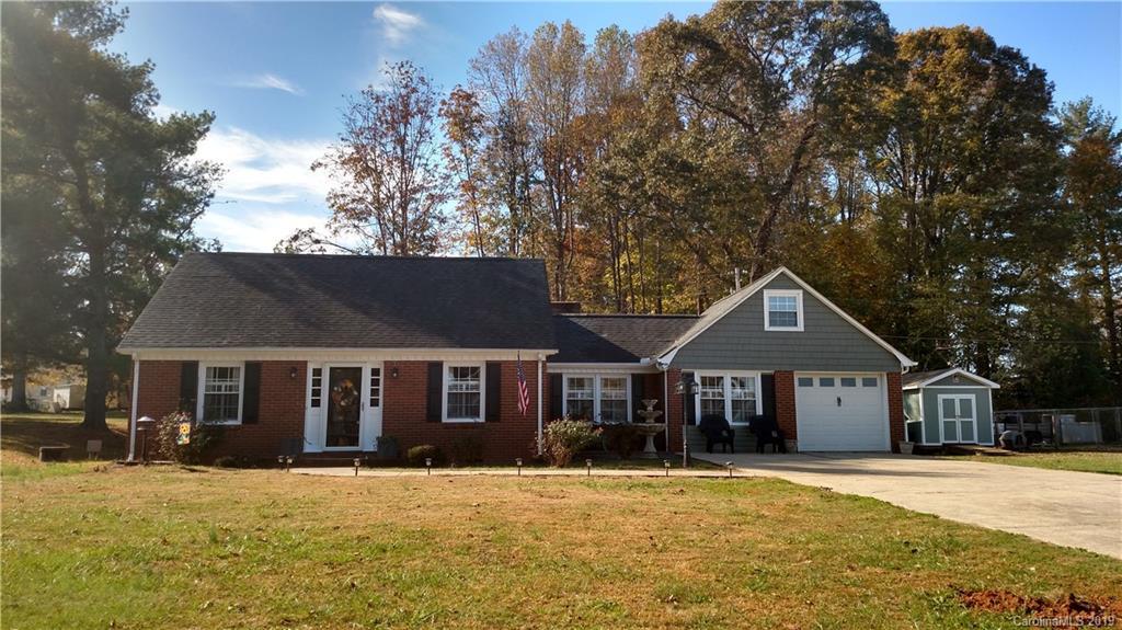 134 E Meadowview Dr., Statesville, NC 28625