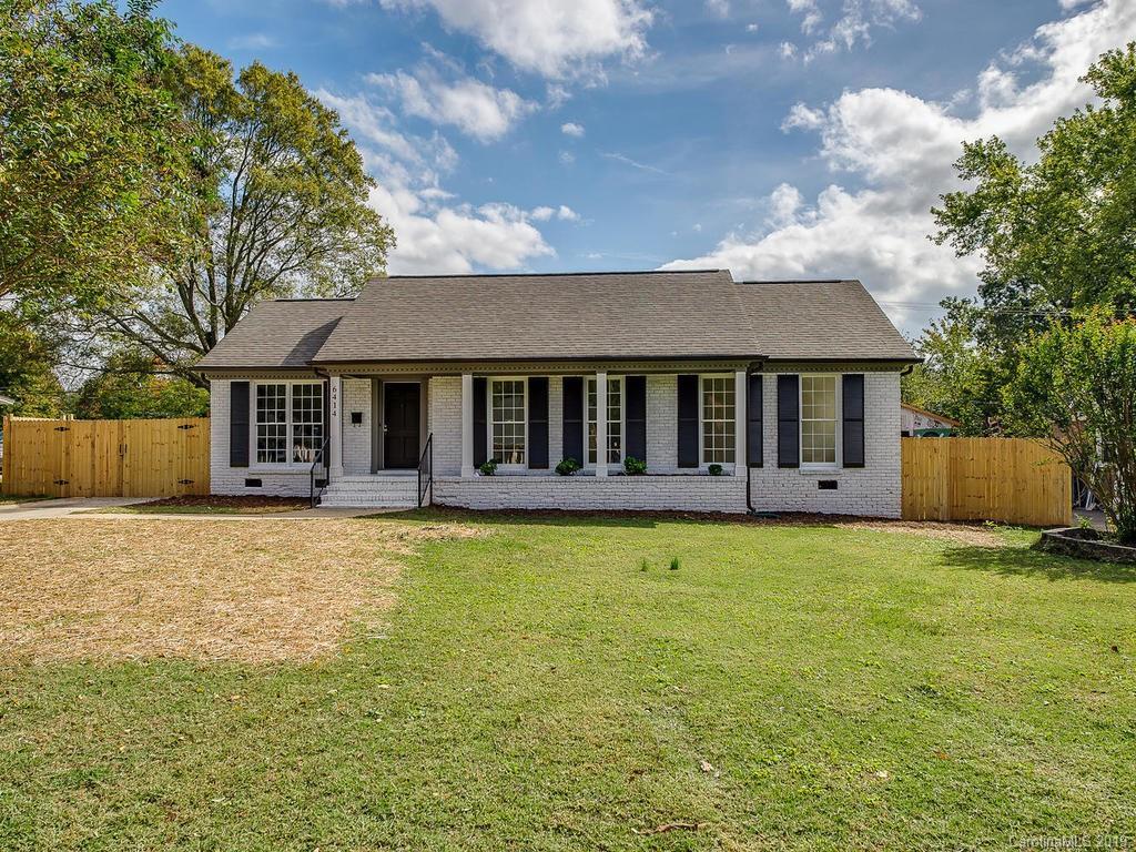 6414 Bridgeport Dr., Charlotte, NC 28215