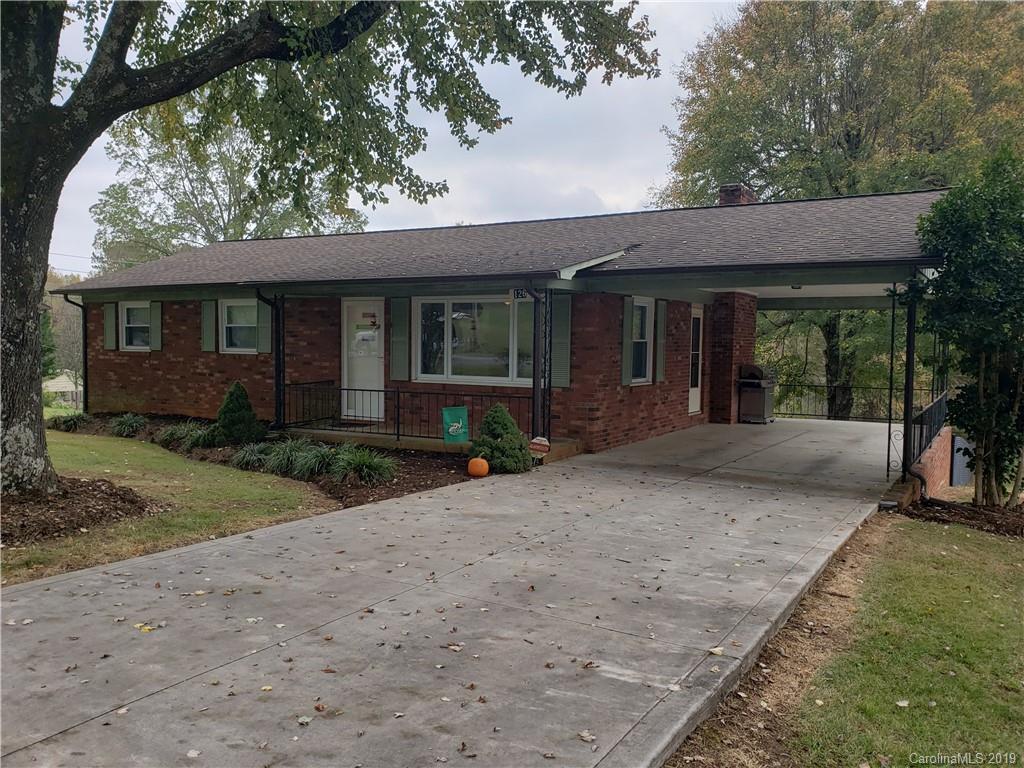 126 Fieldstone Farm Dr., Statesville, NC 28625