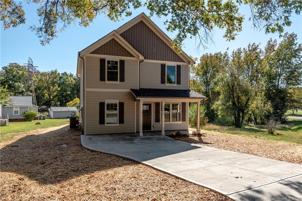 212 Old Centergrove Rd., Kannapolis, NC 28083