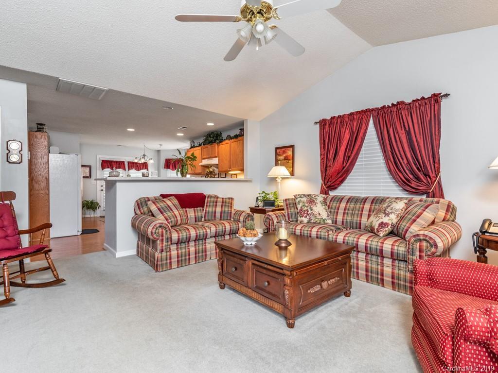 413 Gelderland Dr. #1084, Matthews, NC 28104