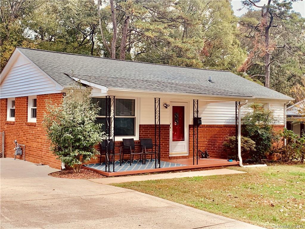 742 N Mulberry St., Statesville, NC 28677