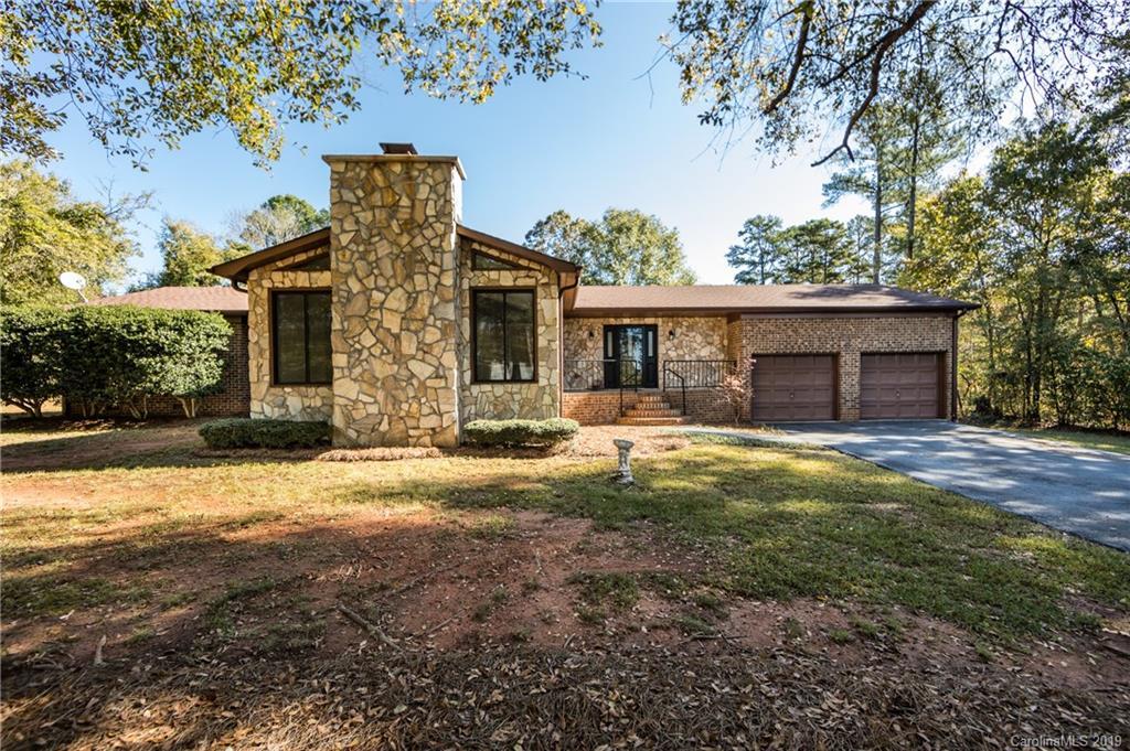 13724 Lucia Riverbend Hwy., Mount Holly, NC 28120