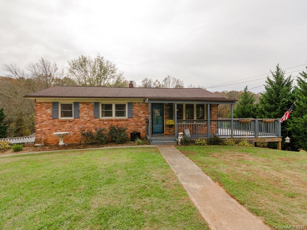 718 Justice Ridge Rd., Candler, NC 28715