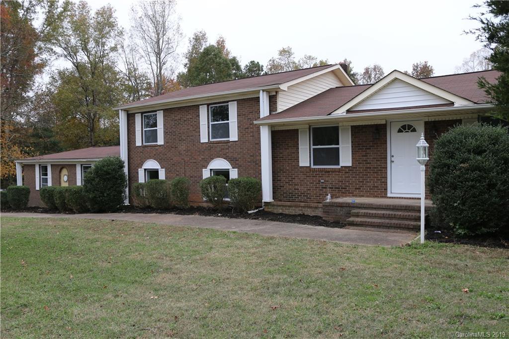 1476 Charlotte Hwy., Mooresville, NC 28115