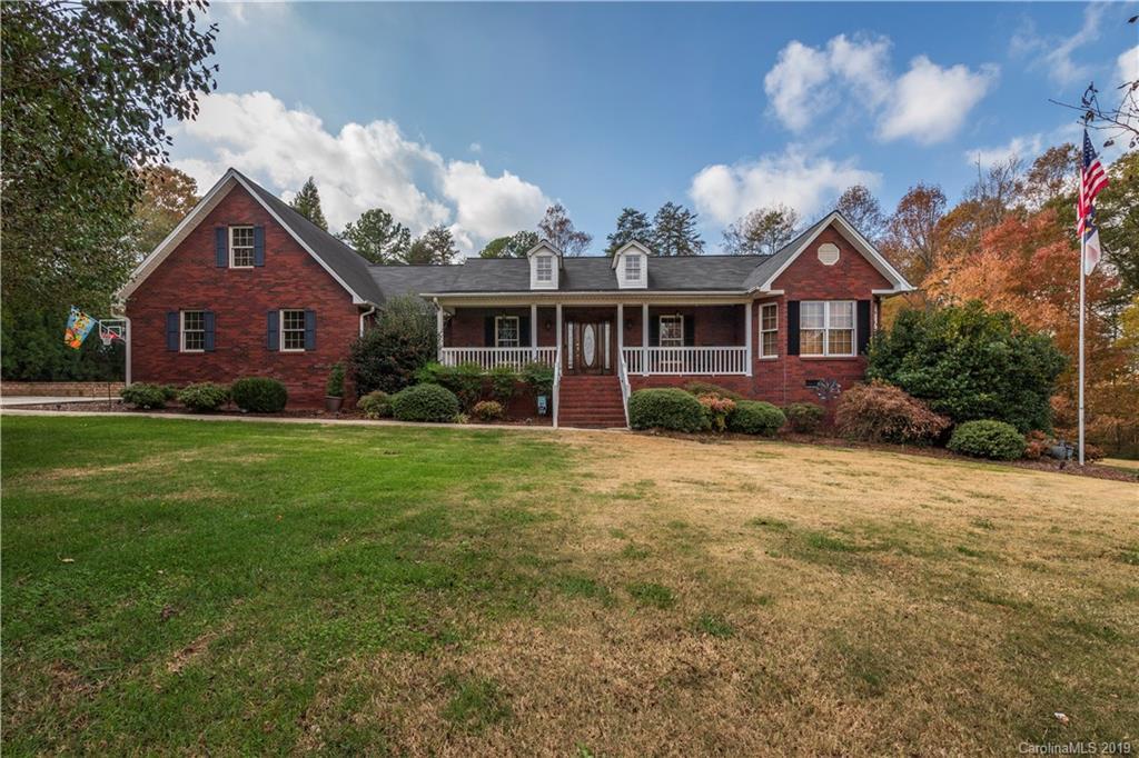 302 W Timberland Dr., Grover, NC 28073