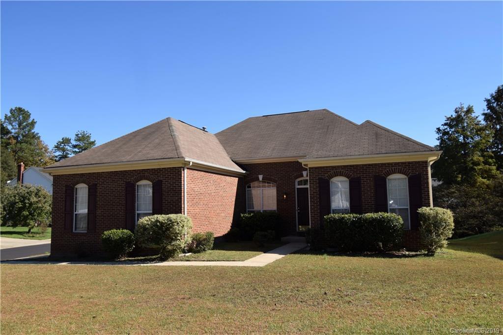 8724 Woodcock Ln., Charlotte, NC 28216