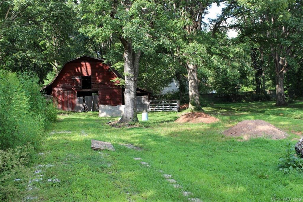 Stoney Mountain Rd. #2, Hendersonville, NC 28791