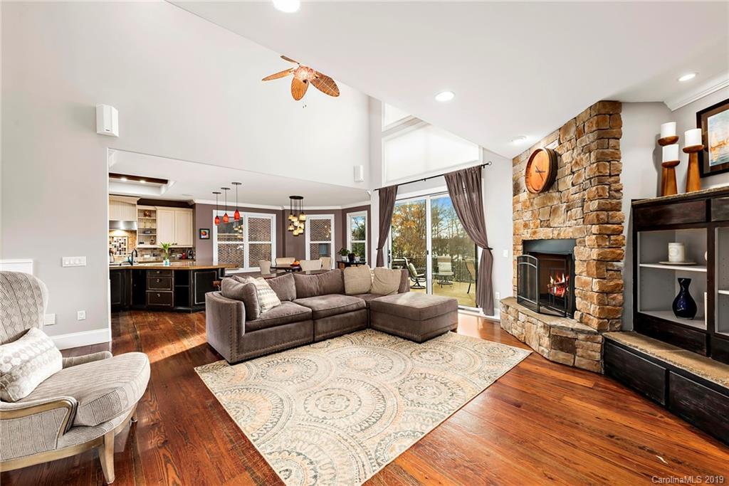 114 Hickory Hill Rd. #2, Mooresville, NC 28117