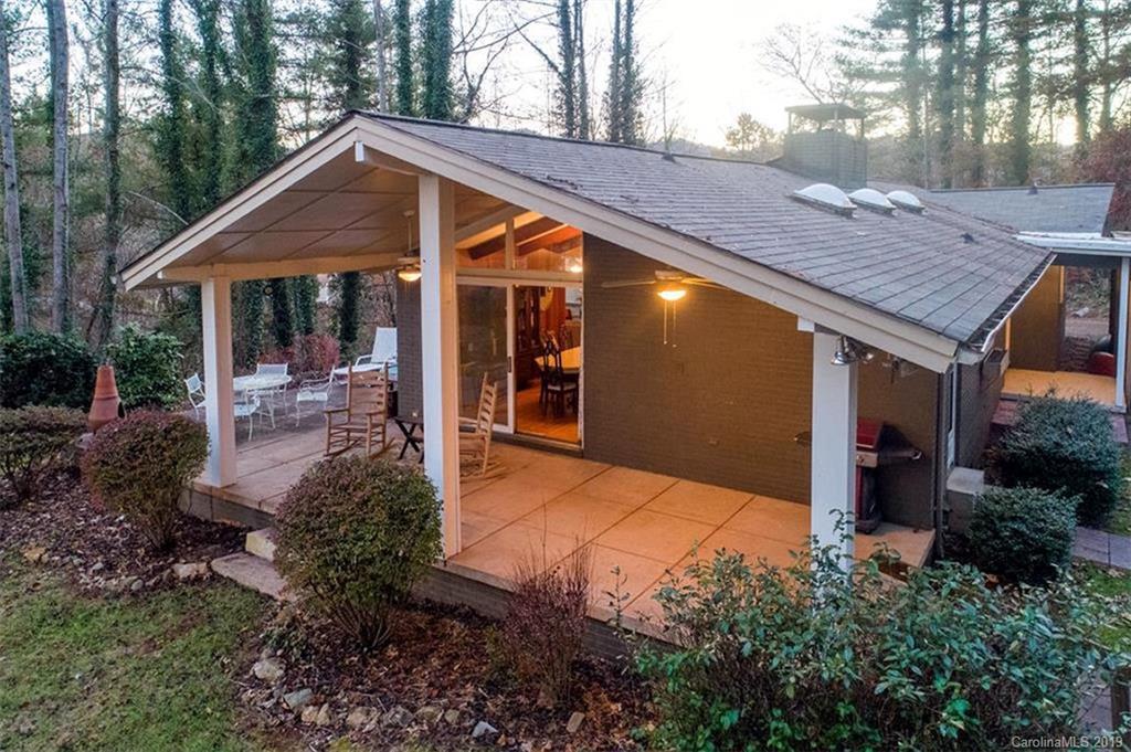67 Riverwood Dr., Sylva, NC 28779