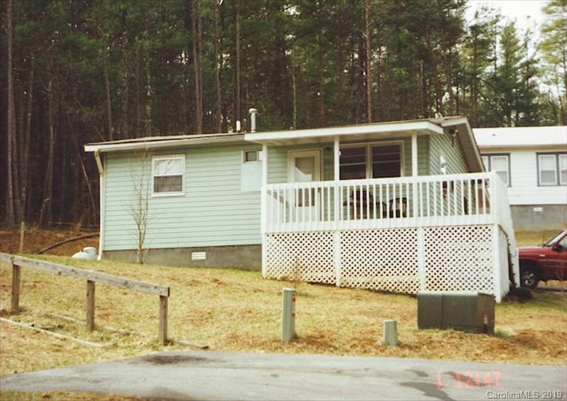 177 Big Pine Rd., Hendersonville, NC 28792
