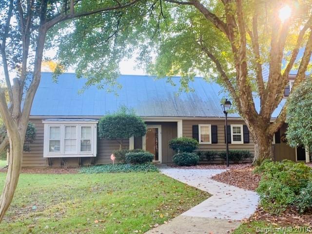 3708 Selwyn Farms Ln., Charlotte, NC 28209