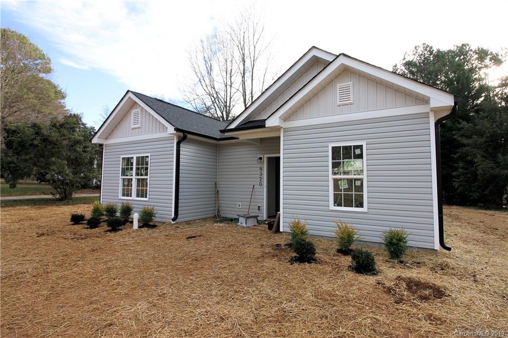 6320 Old Meadow Rd., Charlotte, NC 28227