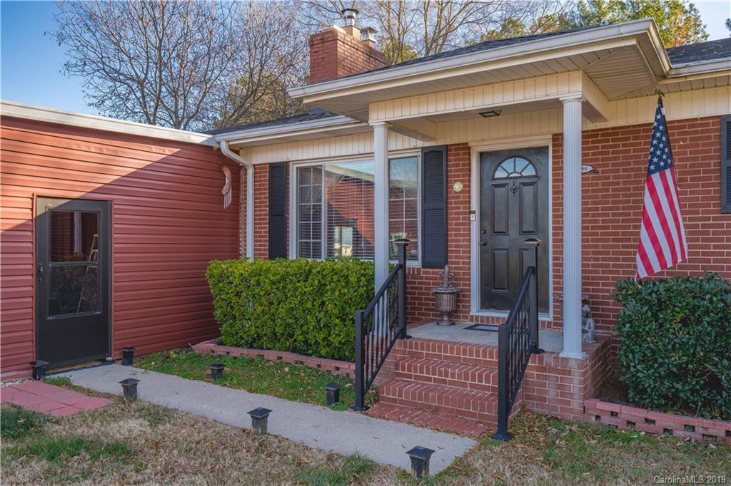 1099 Emanuel St., Kannapolis, NC 28081