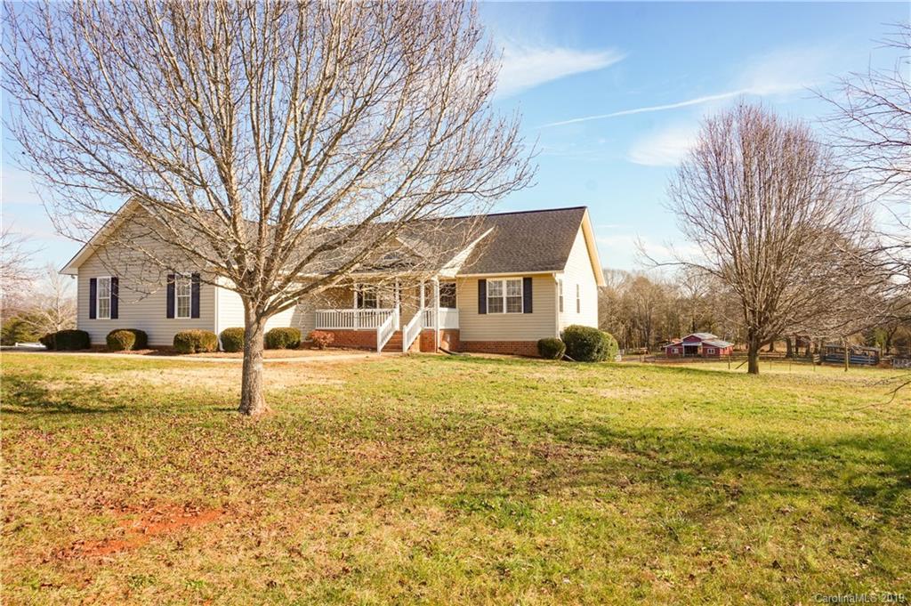 586 Patterson Farm Rd., Mooresville, NC 28115