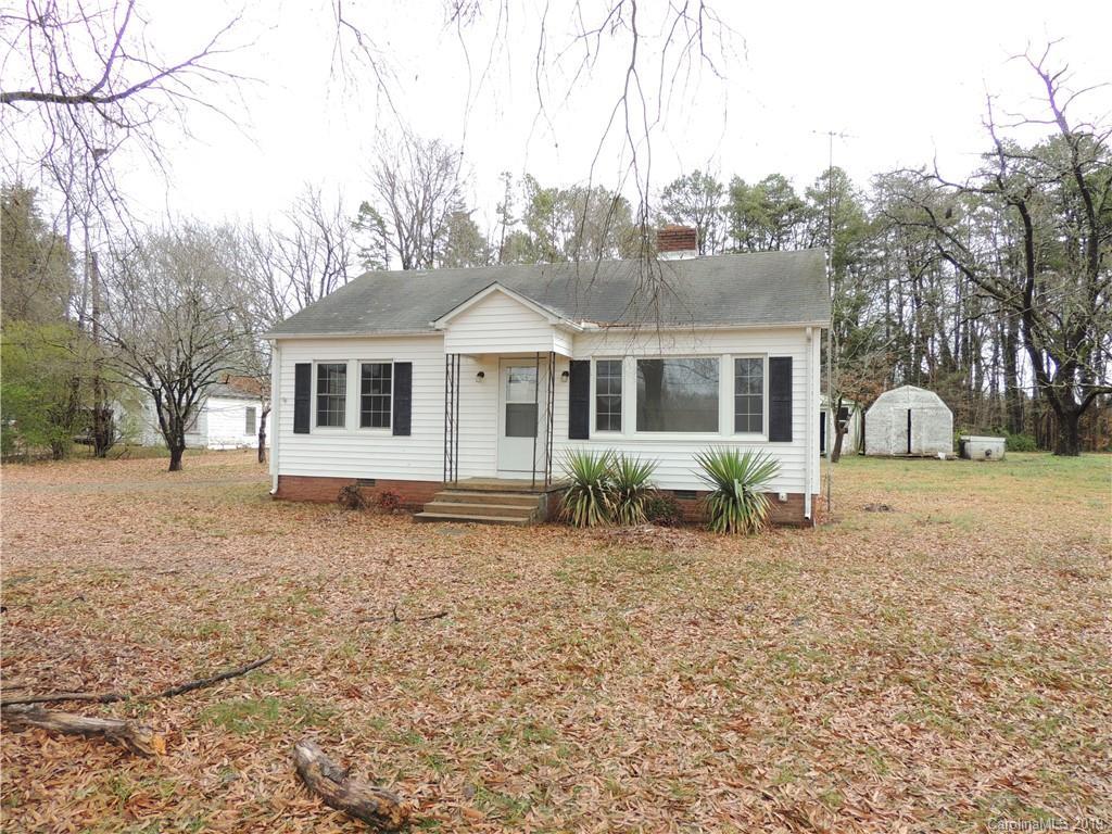 1671 Mecklenburg Hwy., Mooresville, NC 28115