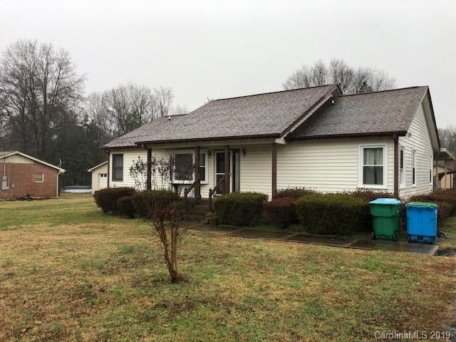 304 Autumn Dr., Harrisburg, NC 28075